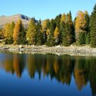 Bergsee in Herbststimmung