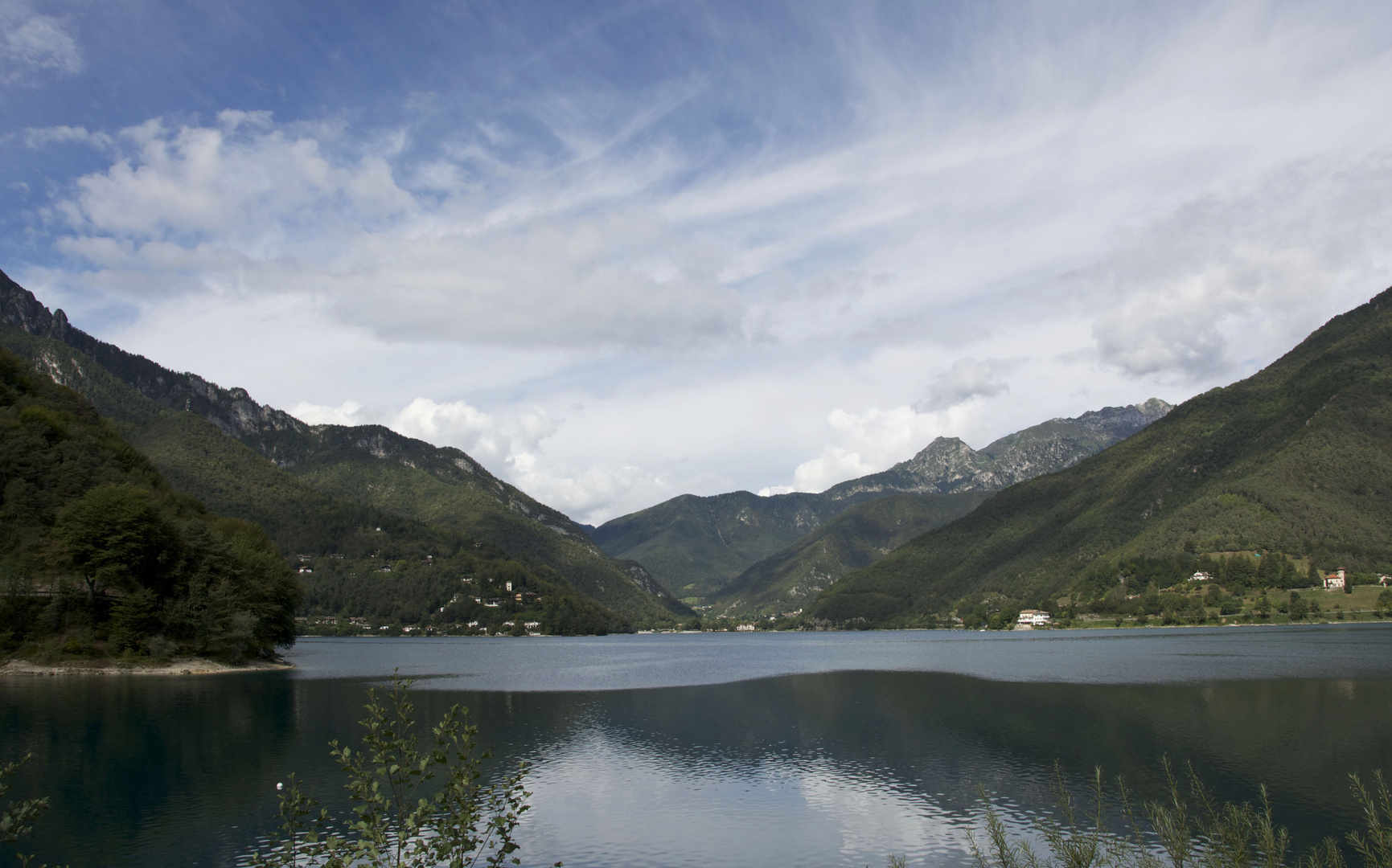 Bergsee in Molina Valle di Ledro in Italien