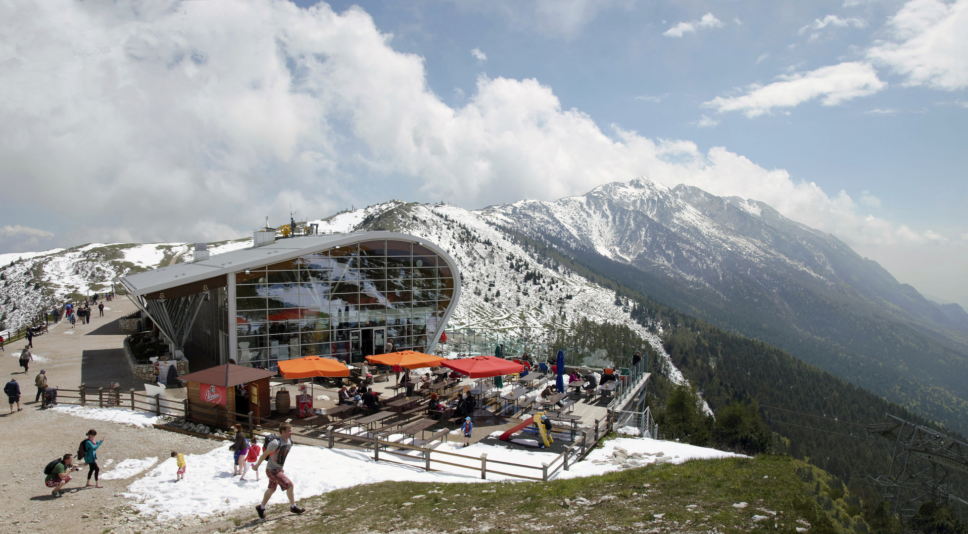 Bergstation der Monte Baldo Seilbahn