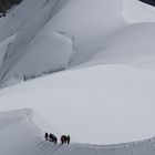 Bergsteiger am L`Aiguille Du Midi