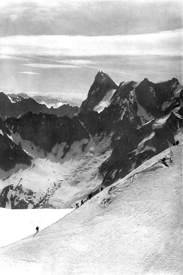 bergsteiger am montblanc