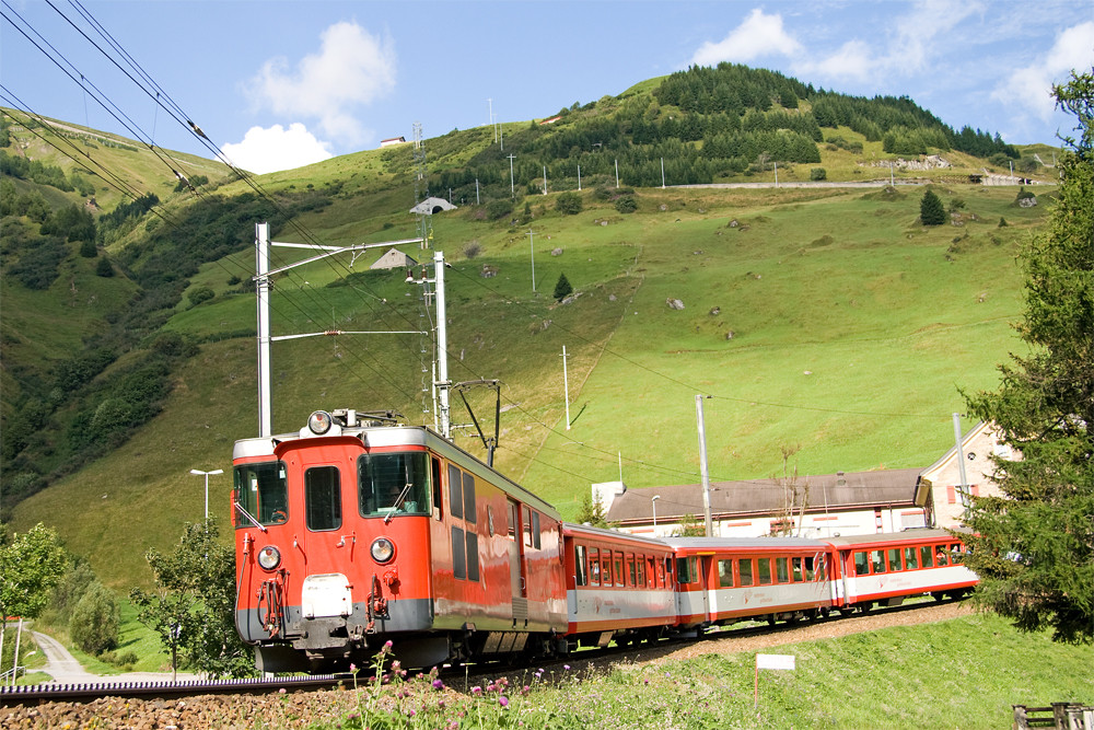 Bergsteiger auf schmaler Spur