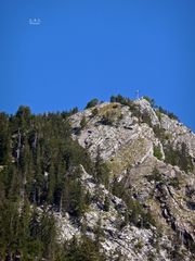 '"Bergtour Grünten mit Blick aufs Ziel Gipfelkreuz Burgberger Hörnle 1496m"