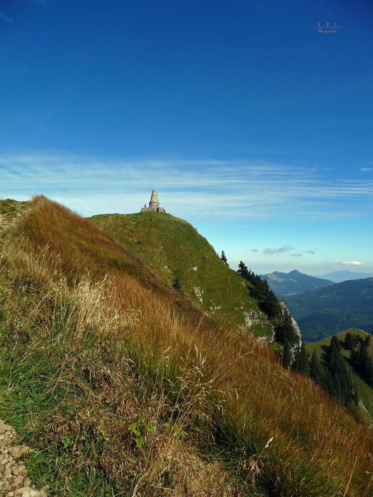 "Bergtour Grünten mit Weitblick zum Jägerdenkmal 1735m"