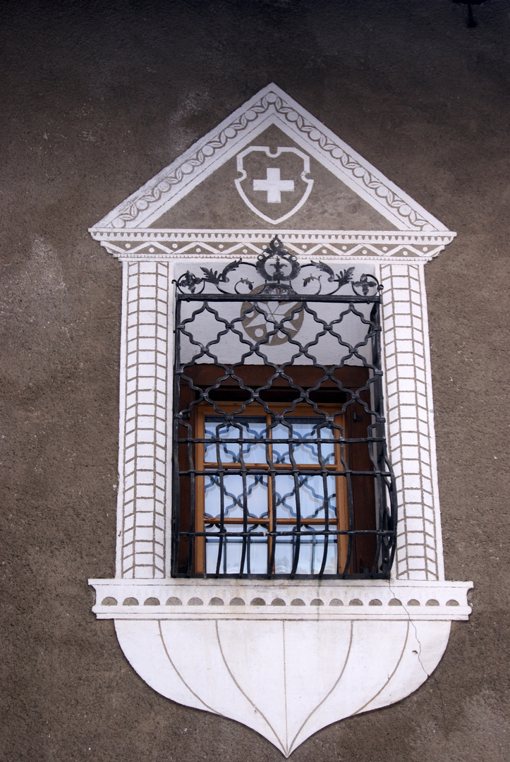 Bergün Fenster Gitter Skrafitto