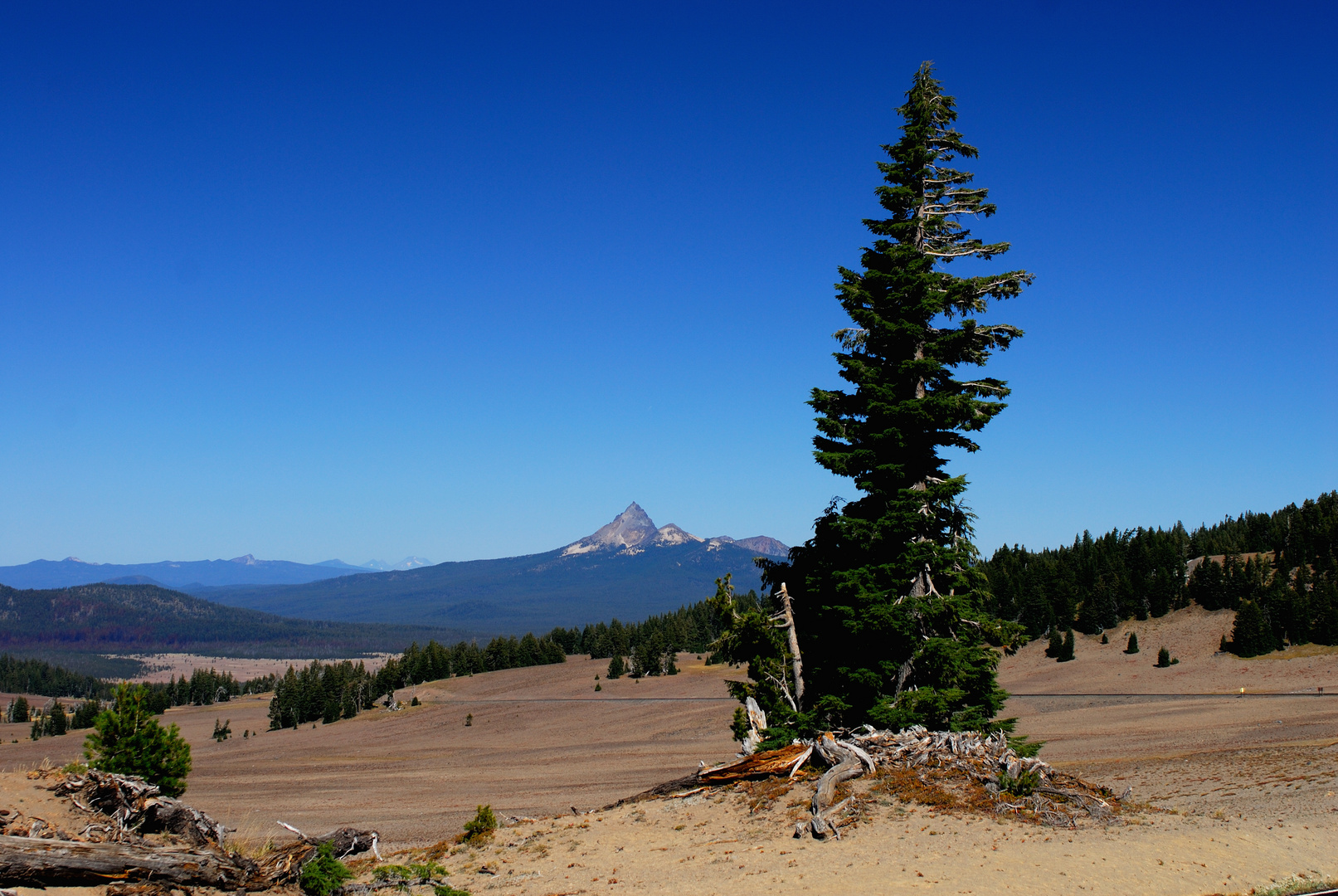 Bergwelt am Crater Lake