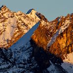 Bergwelt im letzten Abendsonnenlicht mit der neuen Sony SLT A77V Kamera fotografiert.