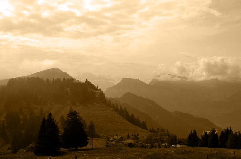 bergwelt in sepia