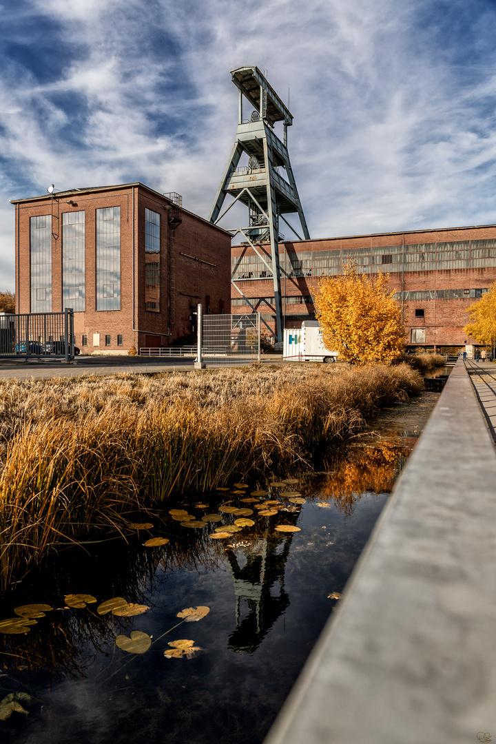 Bergwerk Ewald mit Spiegelung