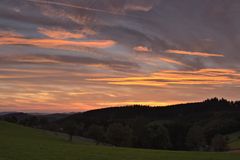 Bergwiesen im Abendlicht