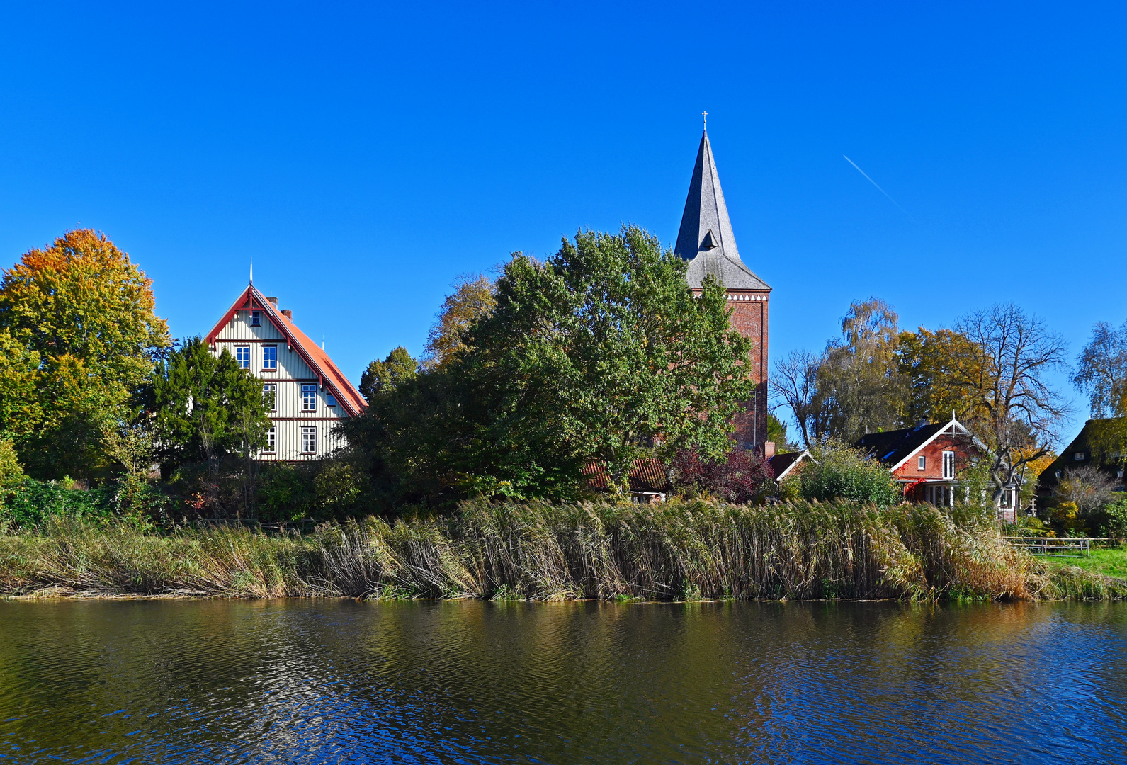 Berkenthin am Elbe-Lübeck-Kanal im Oktober 2021