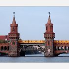 Berlin - 2006 vom Wasser aus.  Oberbaumbrücke