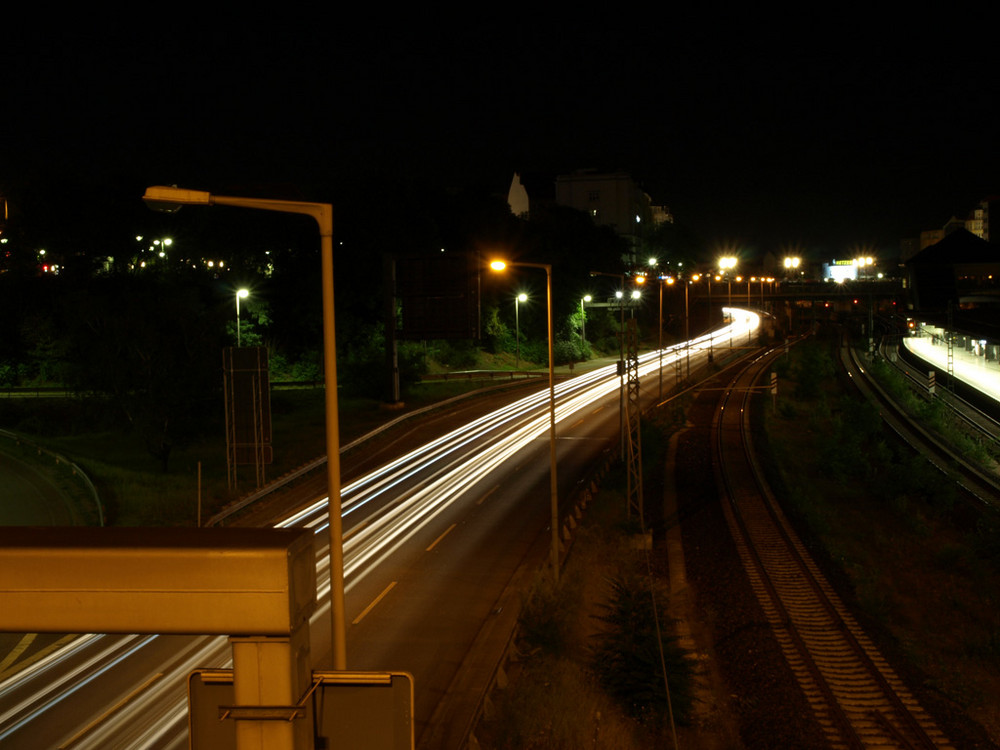 Berlin A100 bei Nacht