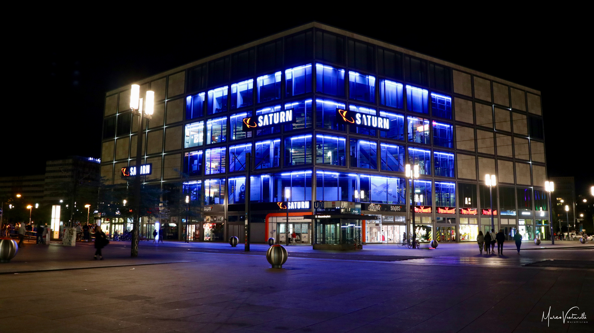 Berlin Alexanderplatz in der Nacht