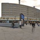 Berlin-Alexanderplatz - mal grau in grau shoppen!