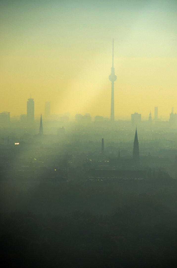 Berlin am Morgen aus dem Flugzeug