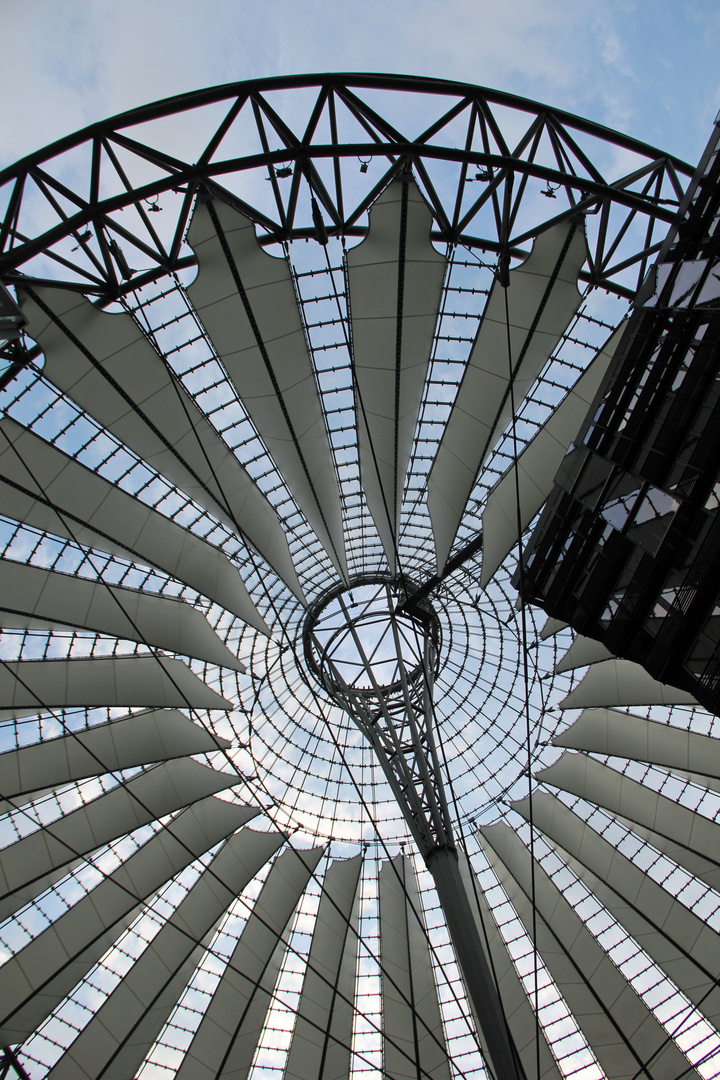 Berlin - Baldachin Sony Center