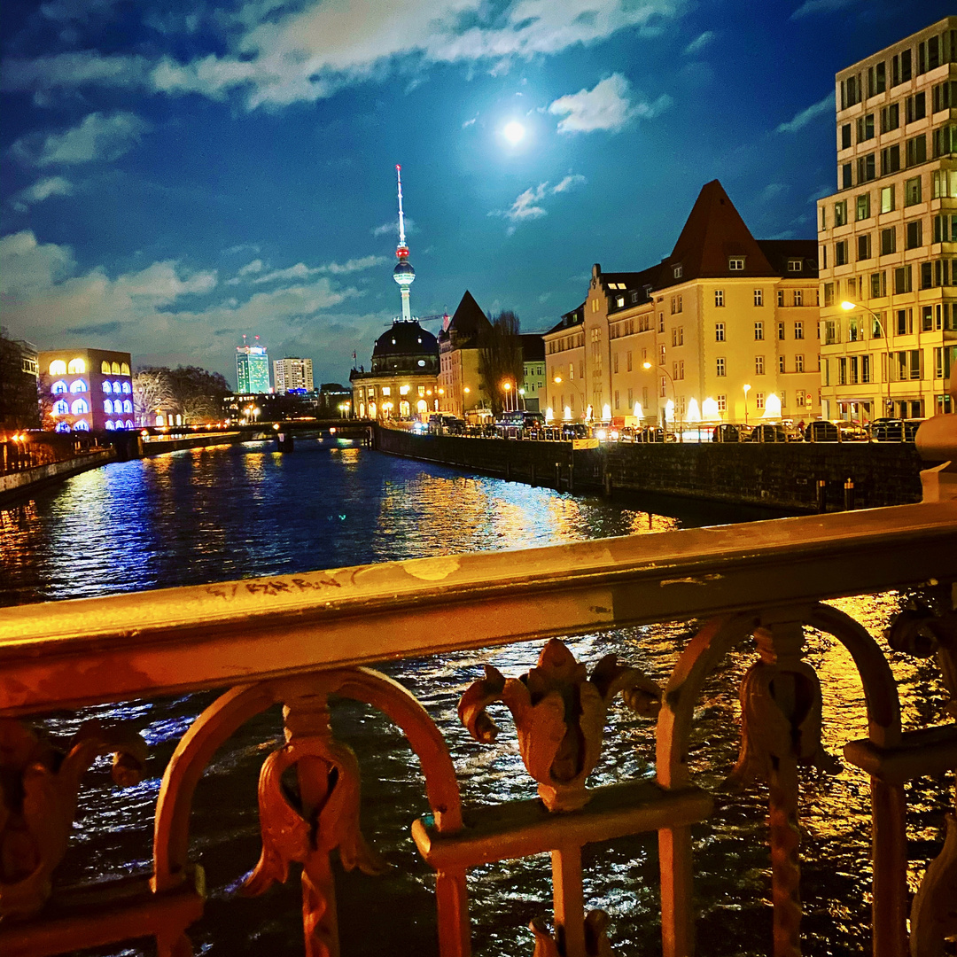 Berlin bei Nacht