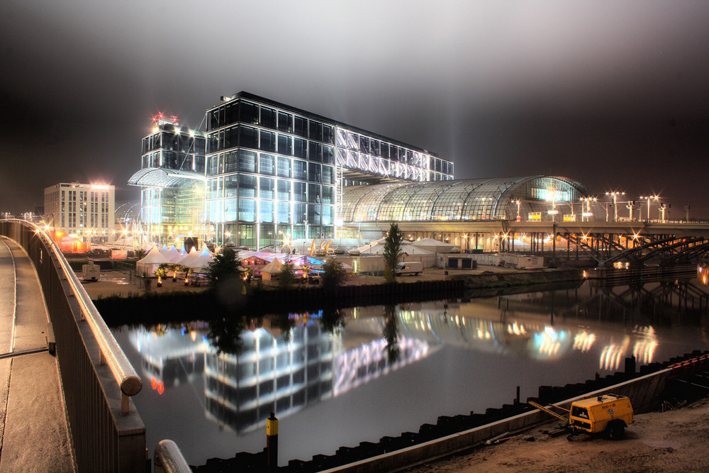 Berlin bei Nacht - Hauptbahnhof