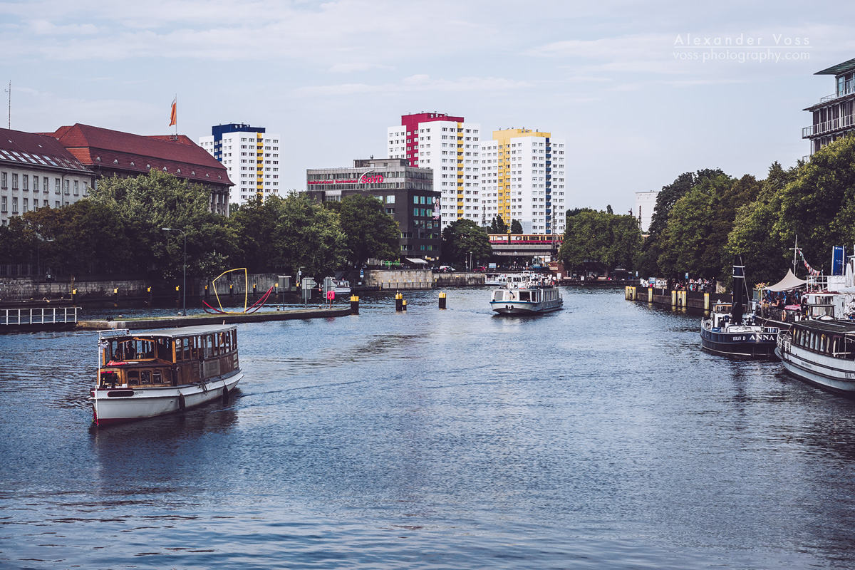 Berlin - Blick über die Spree / Historischer Hafen