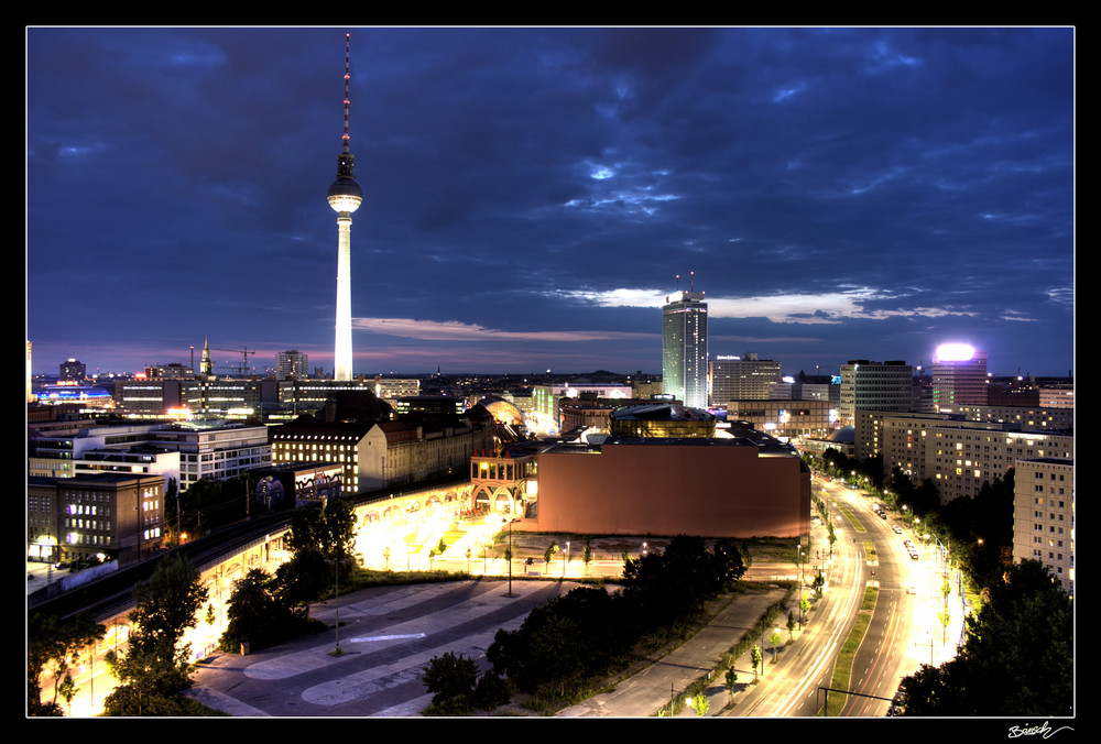 Berlin - Blick vom 18er auf Alexanderplattz / ALEXA