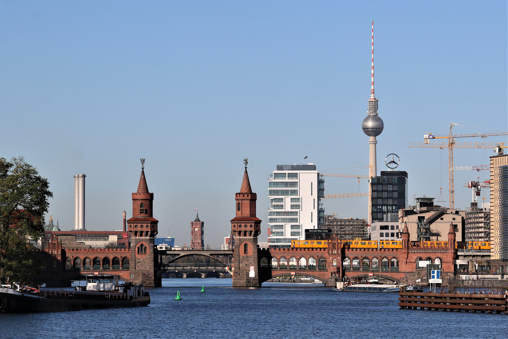 Berlin - Blick zur Oberbaumbrücke