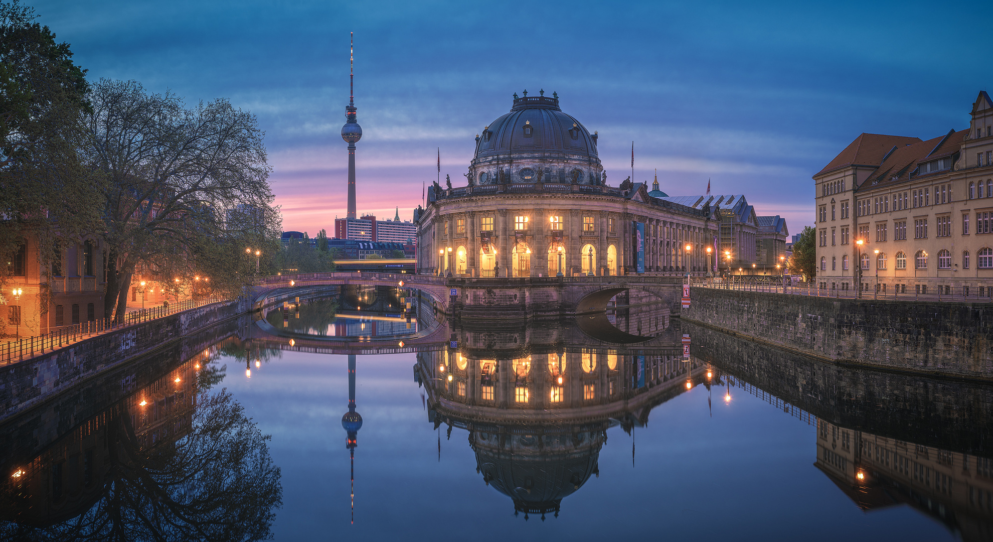 Berlin - Bodemuseum am Morgen