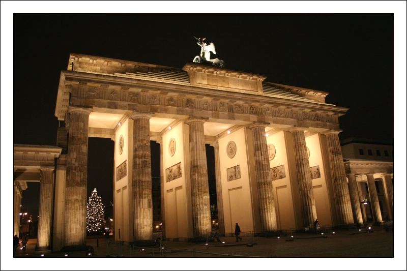 Berlin - Brandenburger Tor bei Nacht - Teil 1