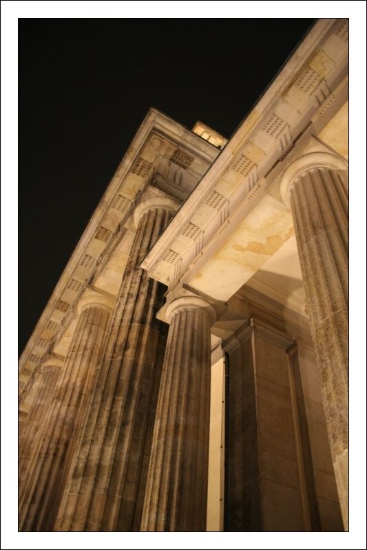 Berlin - Brandenburger Tor bei Nacht - Teil 2