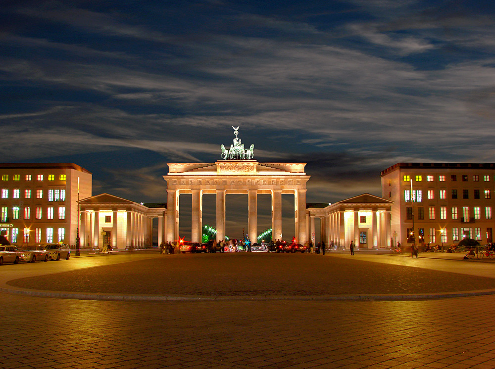 Berlin - Brandenburger Tor zur blauen Stunde