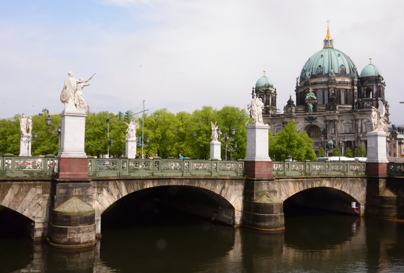 Berlin - Brücke zur Museumsinsel