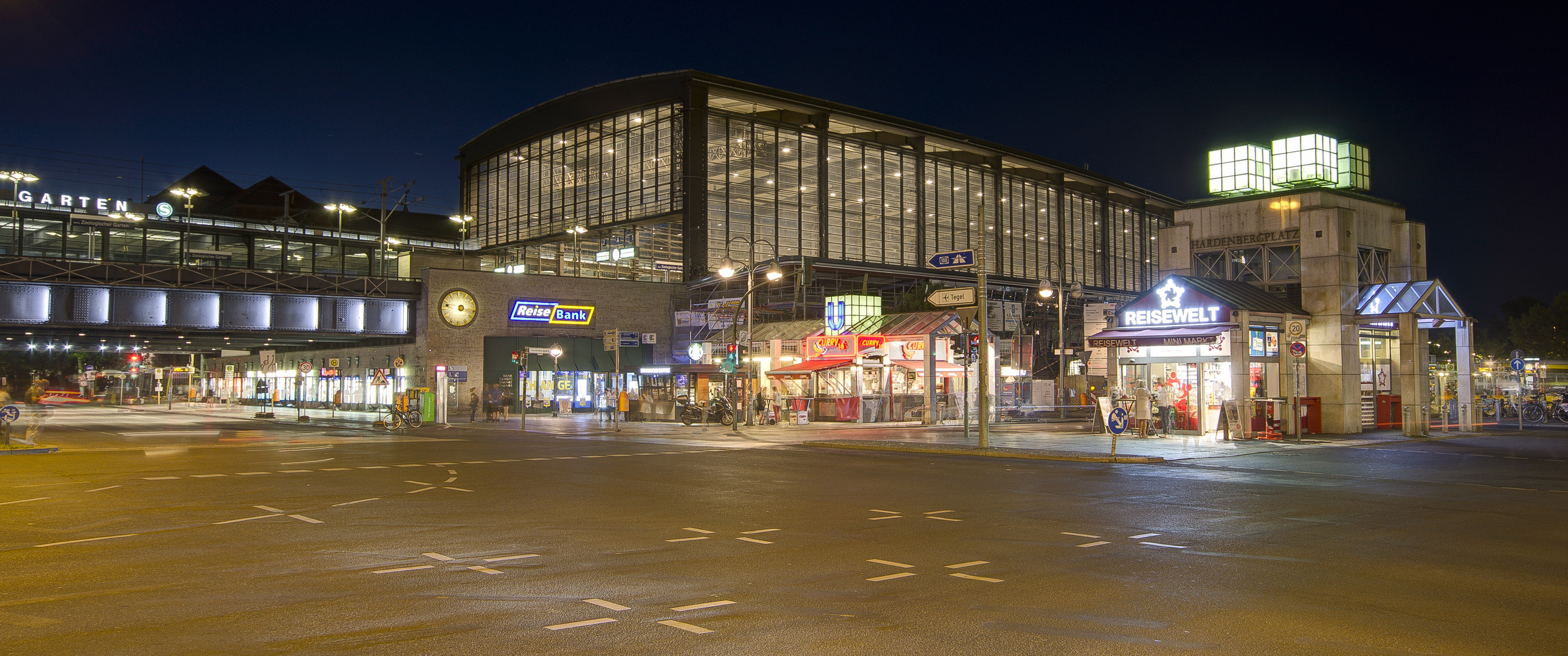 Berlin - Charlottenburg - Railway Station Bahnhof Zoo - Hardenbergstr - 04