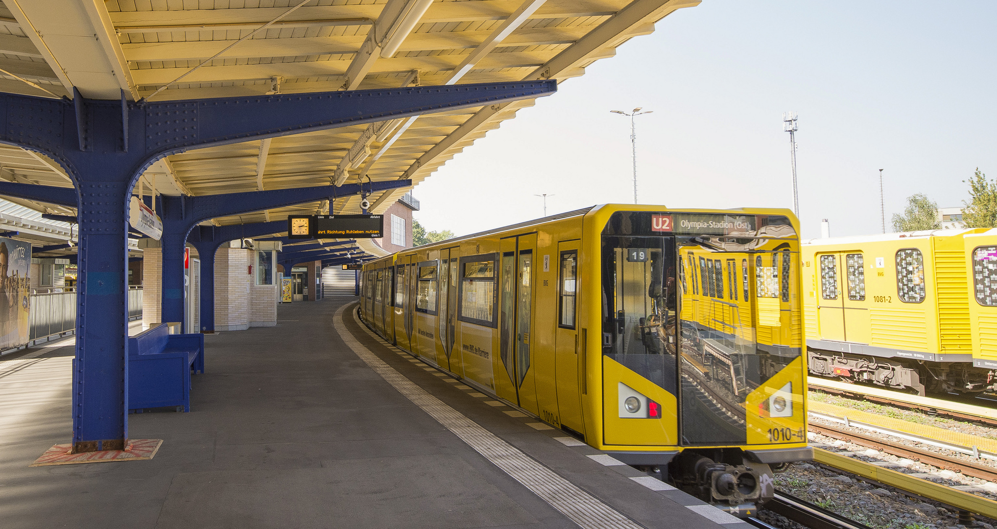 Berlin - Charlottenburg - U-Bahnhof Olympia Stadion