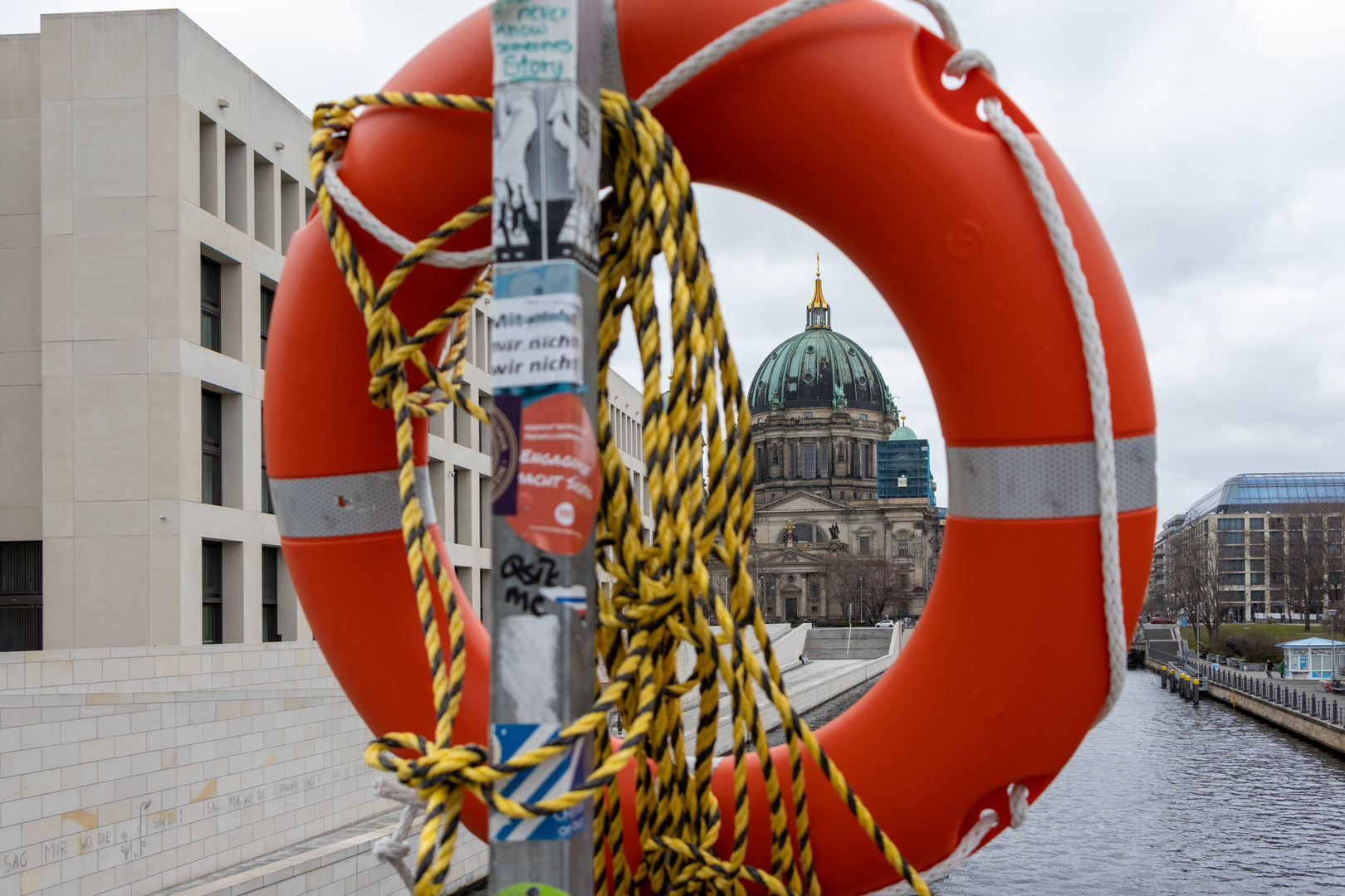 Berlin - das Runde im Eckigen