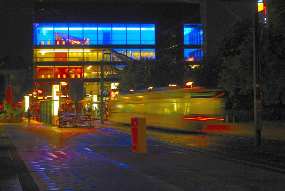 BERLIN - die Tramm kommt (oder fährt?)