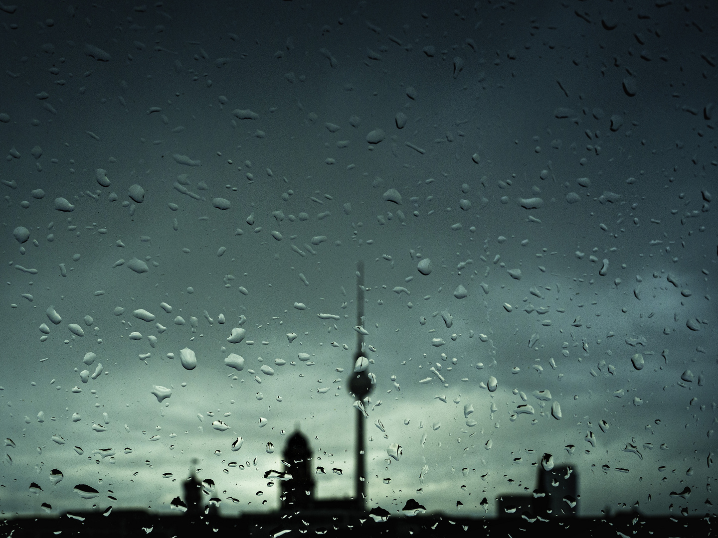 Berlin - Fernsehturm Skyline