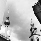 Berlin - Fernsehturm und Marienkirche