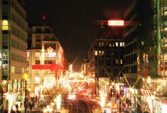 Berlin, Friedrichstraße in Weihnachtsbeleuchtung