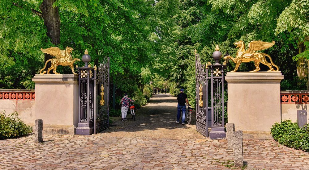 BERLIN - Glienicker Schlosspark -