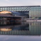 Berlin Hauptbahnhof am frühen Morgen