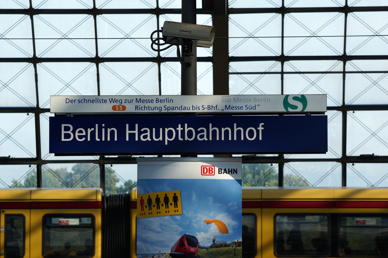 Berlin Hauptbahnhof - S-Bahn