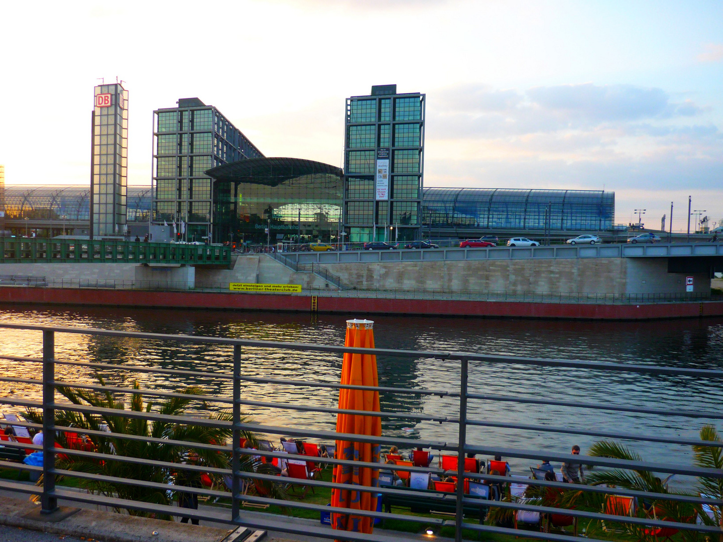 Berlin Hauptbahnhof, Tiergarten