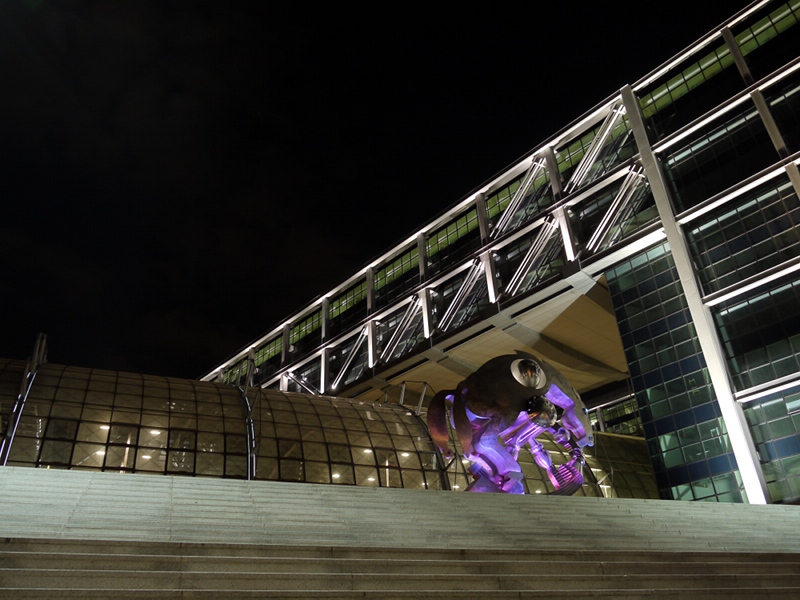 Berlin Hbf mit eisernem Pferd