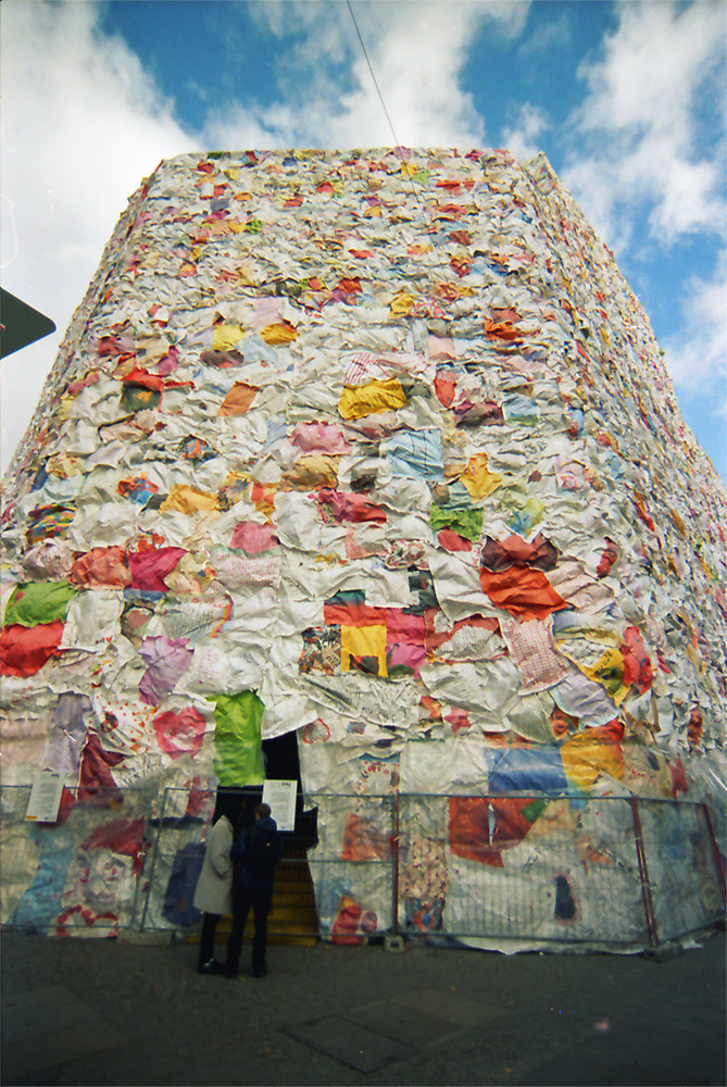 Berlin Herbst 2002 - Was, bitte ist das?