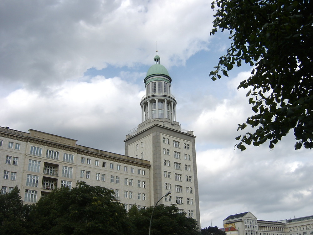 BERLIN, KARL MARX ALLEE,Aug.05