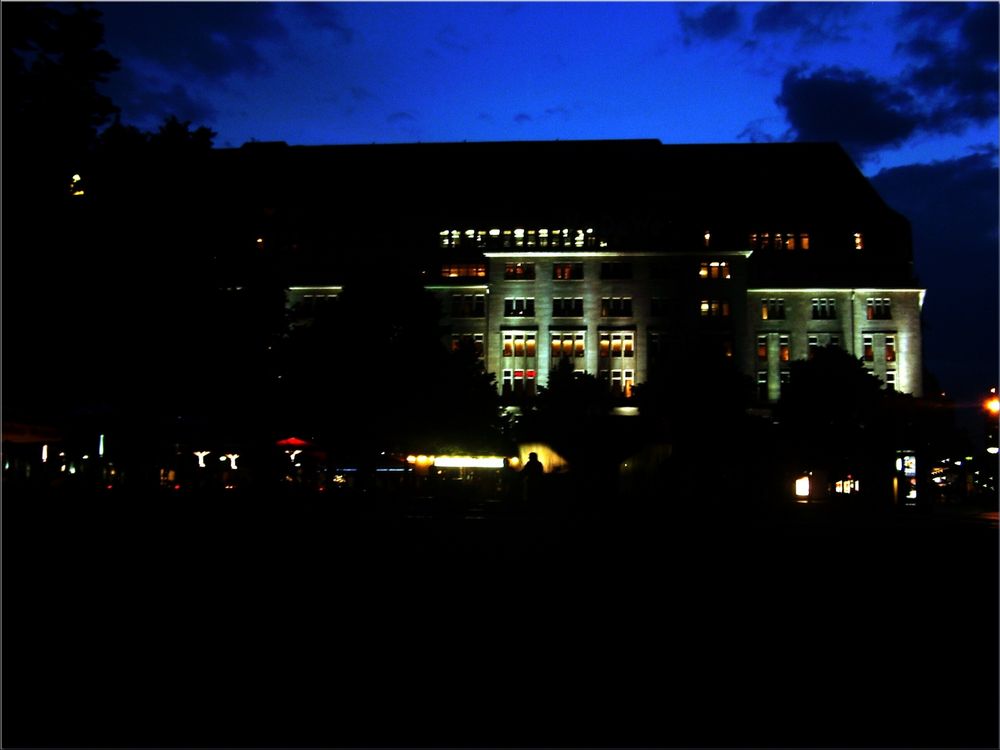 Berlin- Kaufhaus des Westen