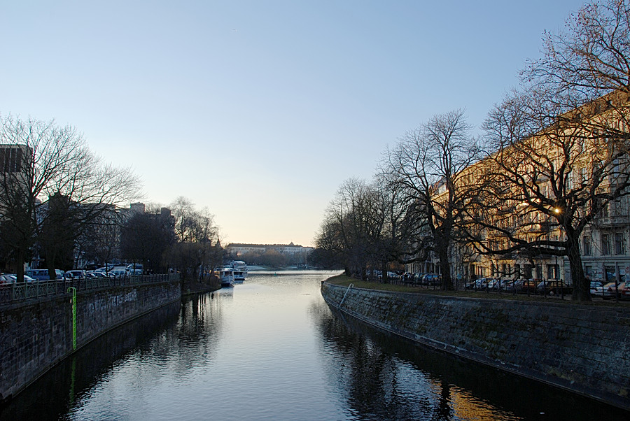 Berlin-Kreuzberg-Landwehrkanal...