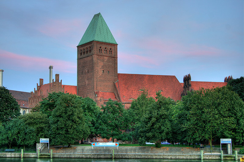 Berlin: Märkisches Museum am Spreeufer