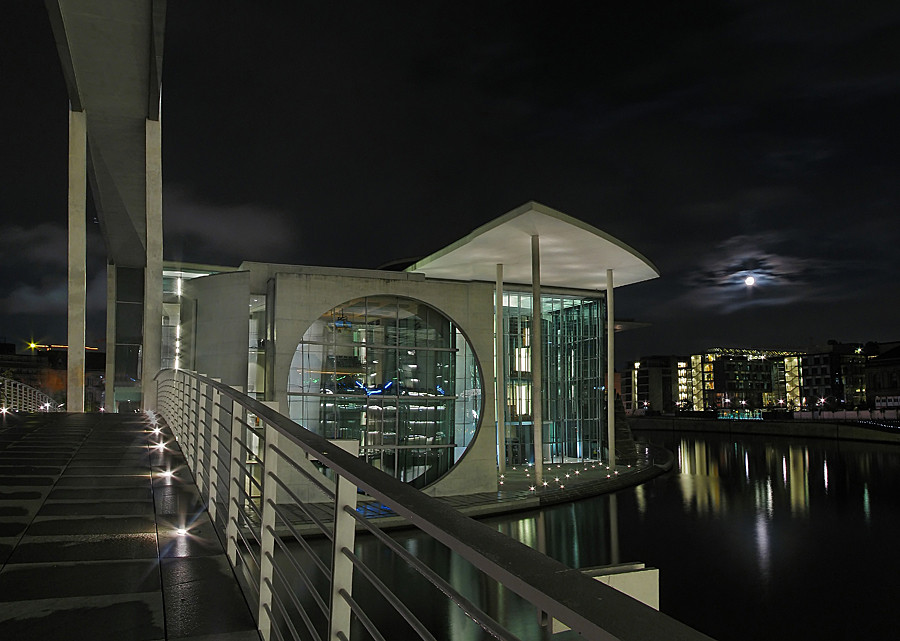 Berlin, Marie-E.-Lüders Haus