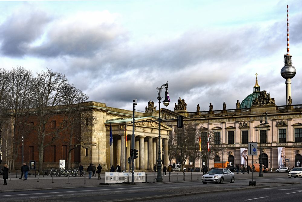 Berlin Mitte - Architekturkontraste -